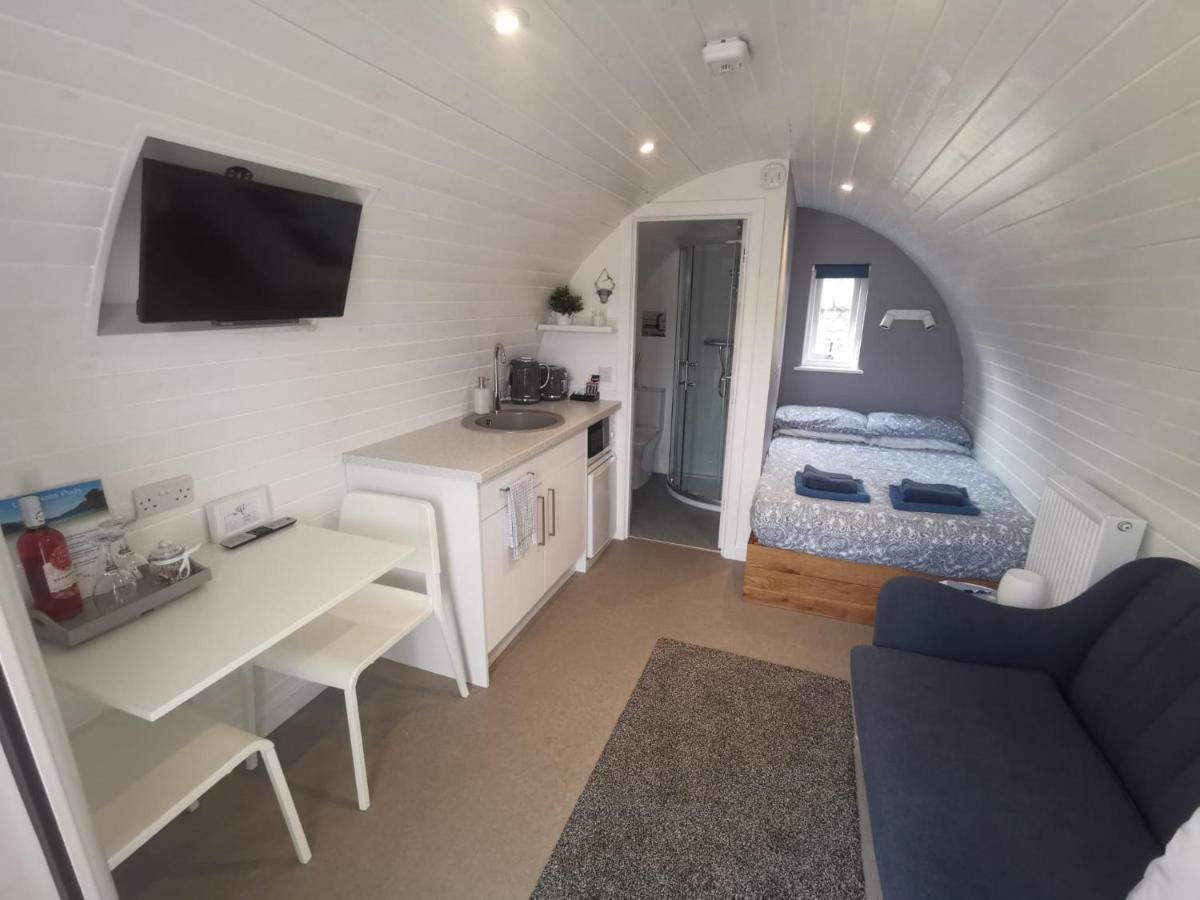 Loch Ness Pods